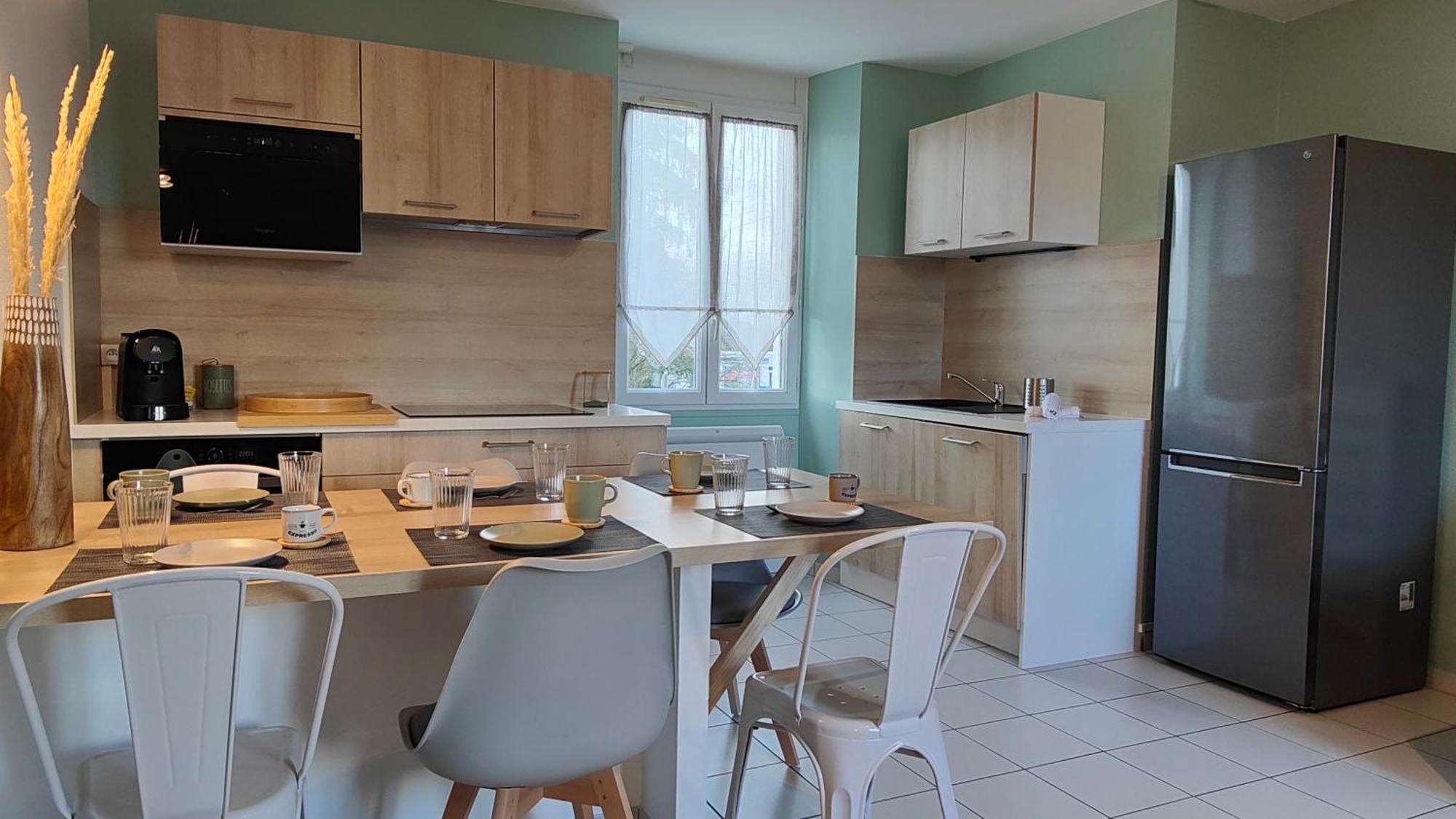 Appartement Centre-Ville Proche Lac, Ocean, Vignes Lesparre-Médoc Екстериор снимка